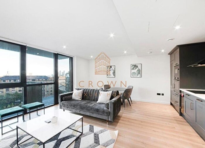 2 Bedroom Apartment To Rent In Emery Wharf, London Dock, E1W