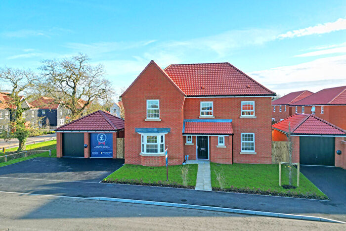 5 Bedroom Detached House For Sale In Constable Gardens, East Bergholt, CO7