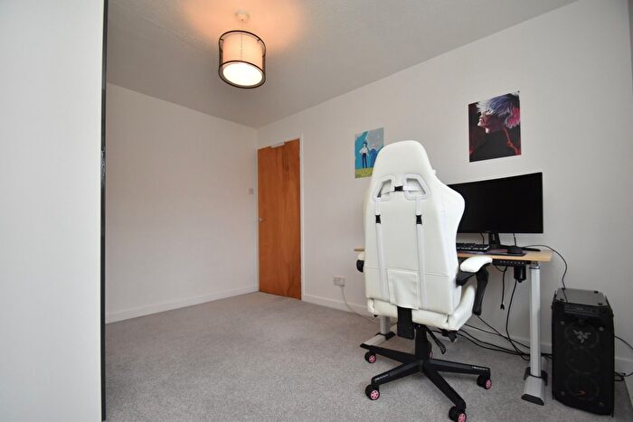 2 Bedroom Semi-Detached House For Sale In Darford, Earith, Huntingdon, PE28