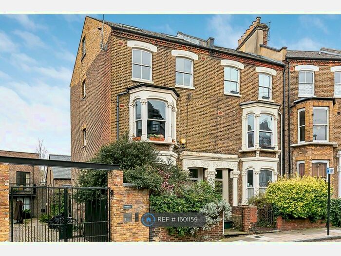 2 Bedroom Flat To Rent In Tremlett Grove, London, N19