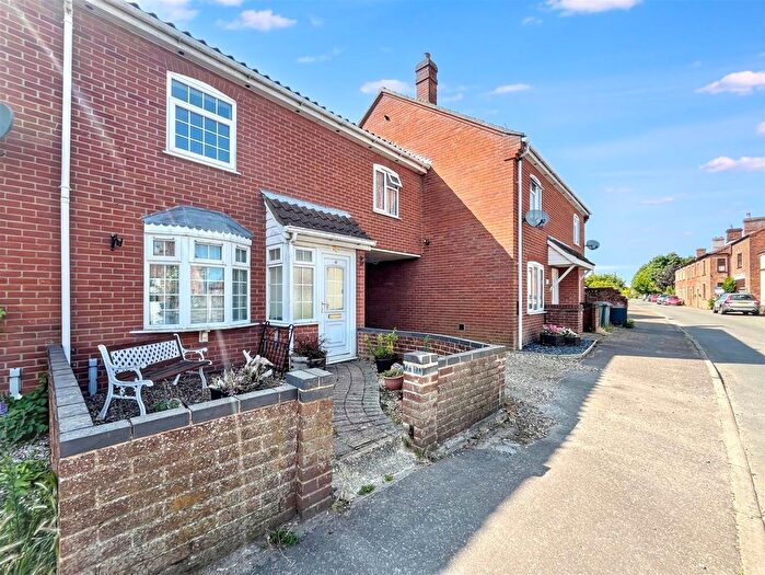 3 Bedroom Property For Sale In Chapel Street, Cawston, Norwich, NR10