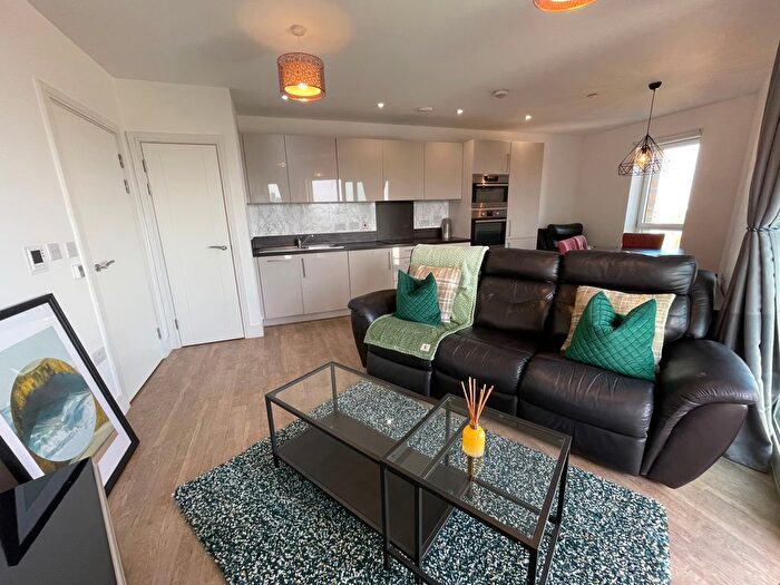 2 Bedroom Flat To Rent In Ivy Point, Hannaford Walk, London, E3
