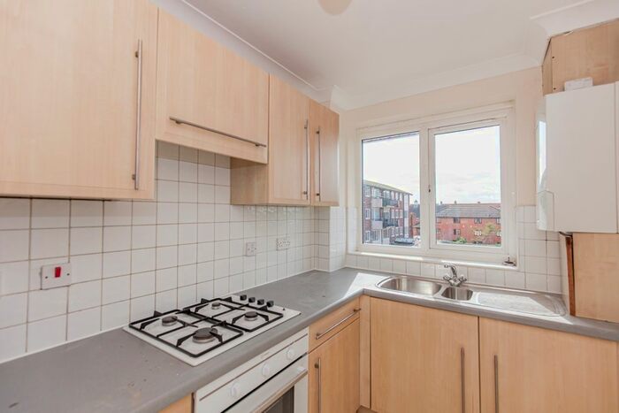 1 Bedroom Flat To Rent In Silkdale Close, Cowley, Oxford, OX4