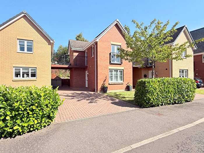 2 Bedroom Detached House For Sale In Scholars Court, Uddingston, G71