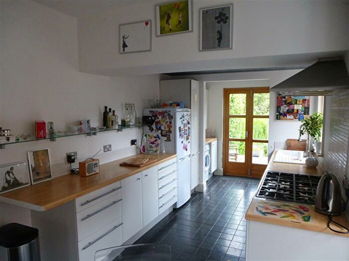 4 Bedroom House To Rent In Roden Avenue, Kidderminster, DY10