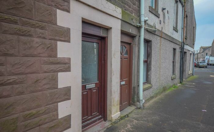 1 Bedroom Flat To Rent In Erskine Place, Montrose, Angus, DD10