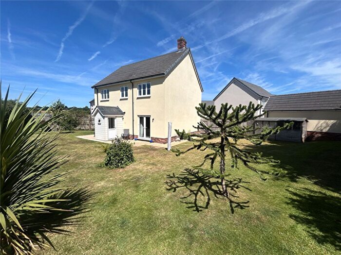 4 Bedroom Detached House For Sale In Fishers Way, Halberton, Tiverton, Devon, EX16