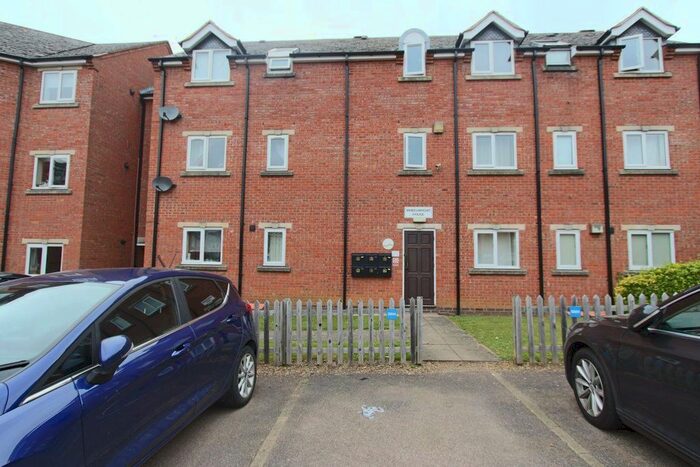 2 Bedroom Flat To Rent In High Street, Rothwell, Kettering NN14