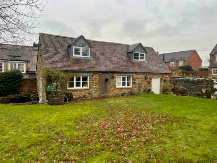 1 Bedroom Duplex To Rent In The Duplex Studio Bell Lane, NN11