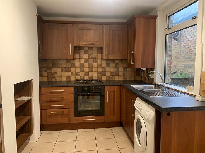 2 Bedroom Terraced House To Rent In Riverhead, Sevenoaks, TN13