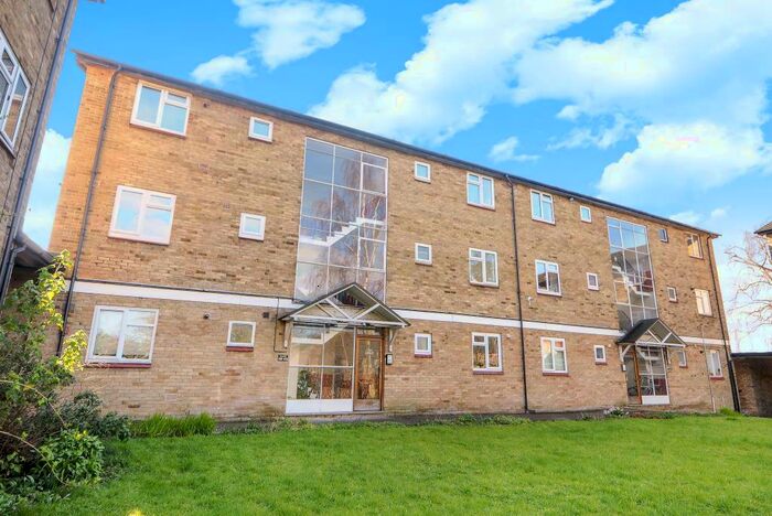 1 Bedroom Apartment To Rent In Millway Close, Wolvercote, OX2