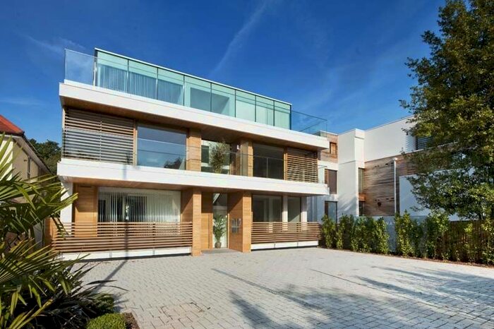 2 Bedroom Flat To Rent In Waldegrave Road, Twickenham, TW1