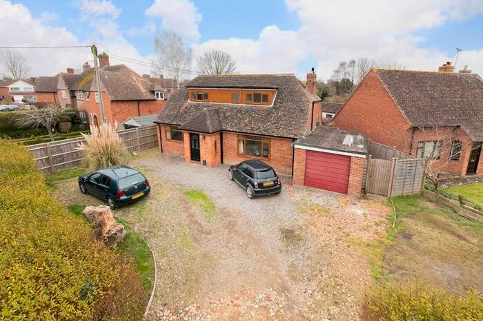 4 Bedroom Detached House For Sale In Manor Close, West Hagbourne, Didcot, OX11