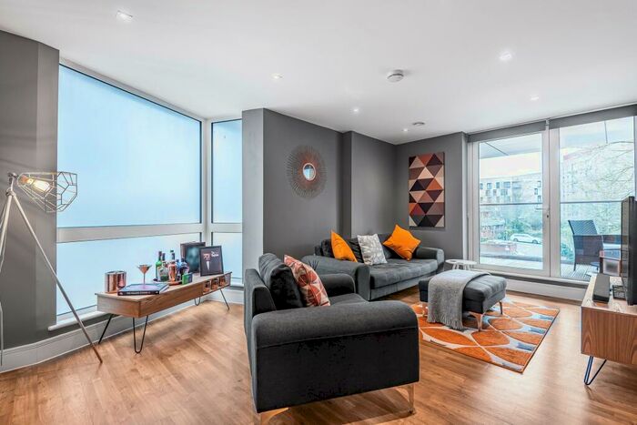 3 Bedroom Apartment To Rent In Tavern Quay, Sweden Gate, Surrey Docks, SE16