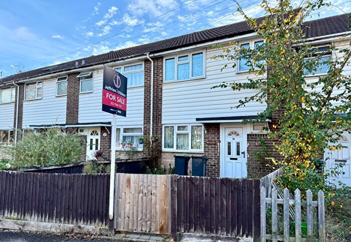 3 Bedroom Terraced House For Sale In Fraser Road, Gosport, PO13