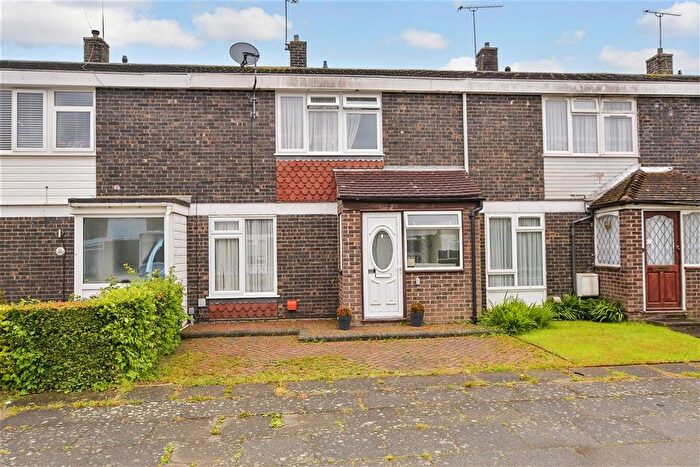3 Bedroom Terraced House For Sale In Dordells, Basildon, Essex, SS15
