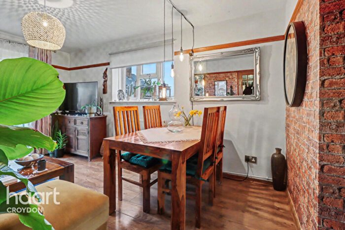 2 Bedroom Flat For Sale In Canterbury Road, Croydon, CR0