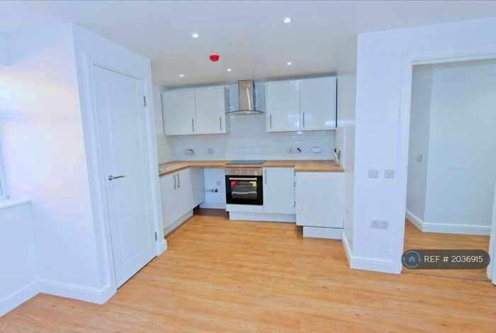 2 Bedroom Flat To Rent In The Nook, Anstey, Leicester, LE7