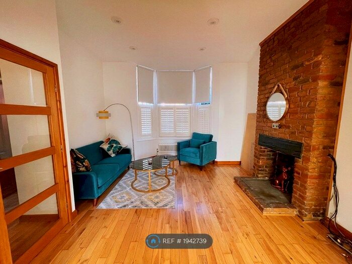 3 Bedroom Terraced House To Rent In Felsham Road, London, SW15