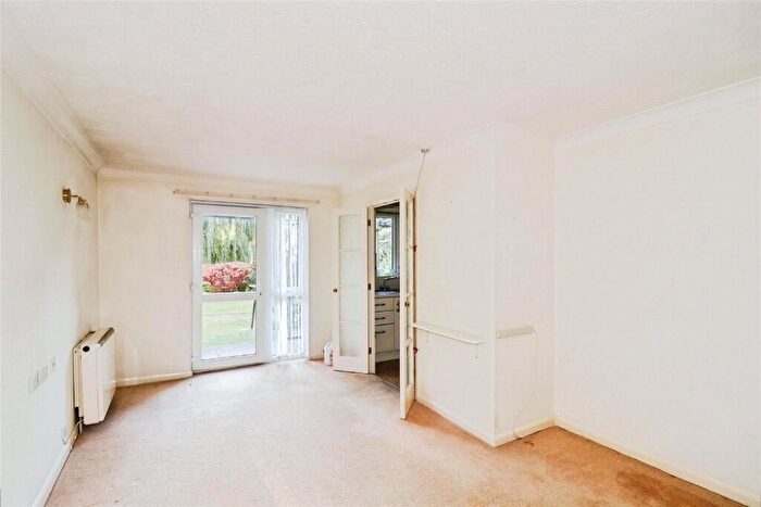 1 Bedroom Retirement Property For Sale In Riverway Court, Norwich, NR1