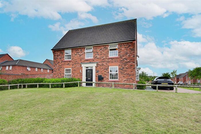 4 Bedroom Detached House For Sale In Foden Place, Elworth, CW11
