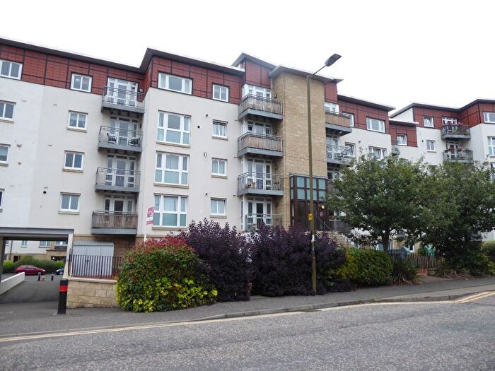 2 Bedroom Flat To Rent In Brunswick Road, Leith, Edinburgh, EH7