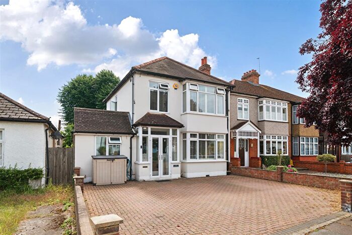 5 Bedroom Detached House For Sale In Ferrers Avenue, West Drayton, UB7