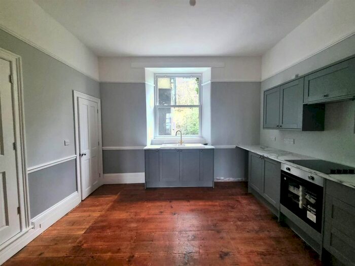 1 Bedroom Flat To Rent In St. Georges Road, Truro, TR1
