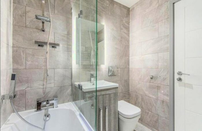 1 Bedroom Flat To Rent In Danum House, St Sepulchre Gate, Doncaster, DN1