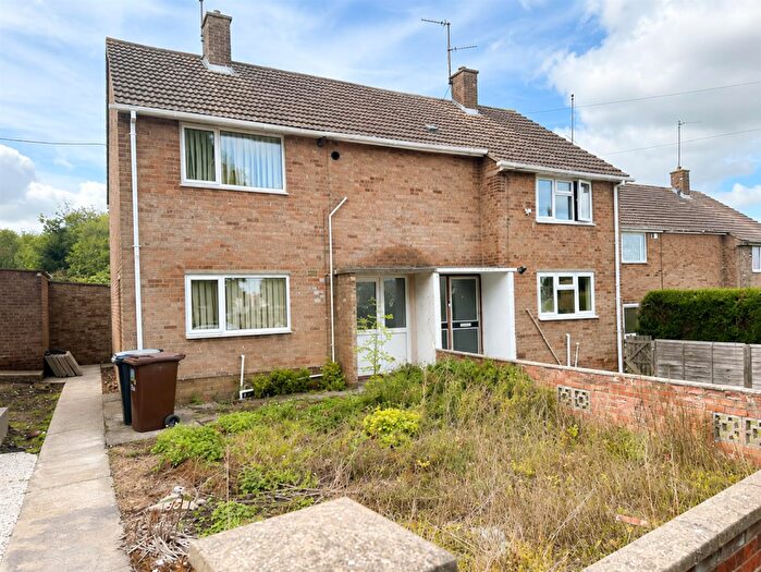 3 Bedroom Semi-Detached House For Sale In Cecil Drive, Corby, NN18