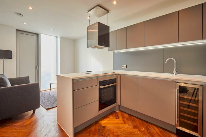 1 Bedroom Apartment To Rent In South Tower, Owen Street, M15