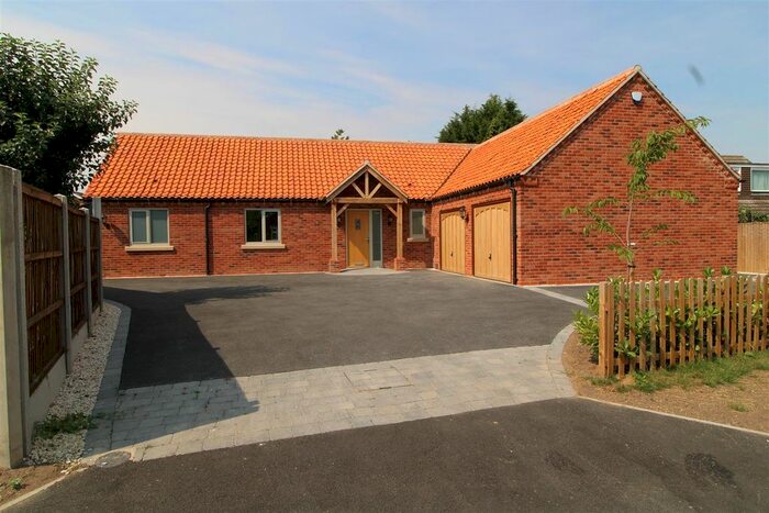 3 Bedroom Detached Bungalow For Sale In The Old School Garden, Cross Lane, Barnby, NG24