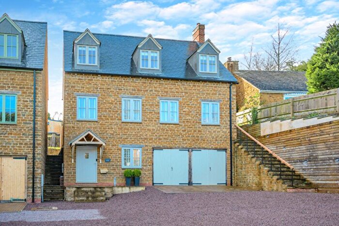 4 Bedroom Detached House For Sale In Millers Lane, Hornton, Banbury, Oxfordshire, OX15