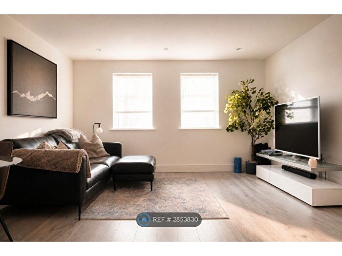 2 Bedroom Flat To Rent In South Park Hill Road, South Croydon, CR2