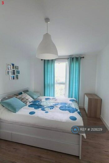1 Bedroom Flat To Rent In Hester House, London, SE13