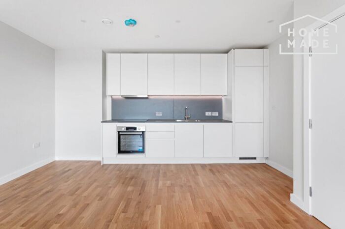 2 Bedroom Flat To Rent In Premier House, HA3