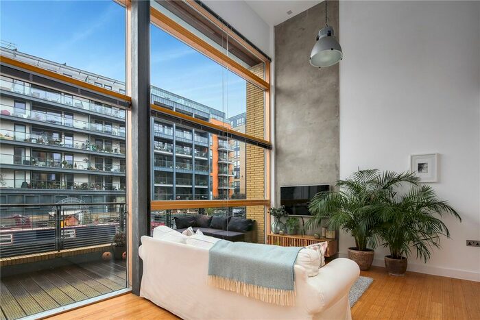 2 Bedroom Flat To Rent In Benyon Wharf, Kingsland Road, London, E8