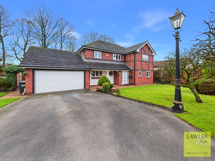 4 Bedroom Detached House For Sale In Woodside, Poynton, Stockport, Cheshire, SK12