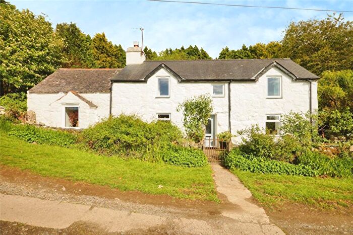 3 Bedroom Detached House For Sale In Groeslon, Caernarfon, Gwynedd, LL54