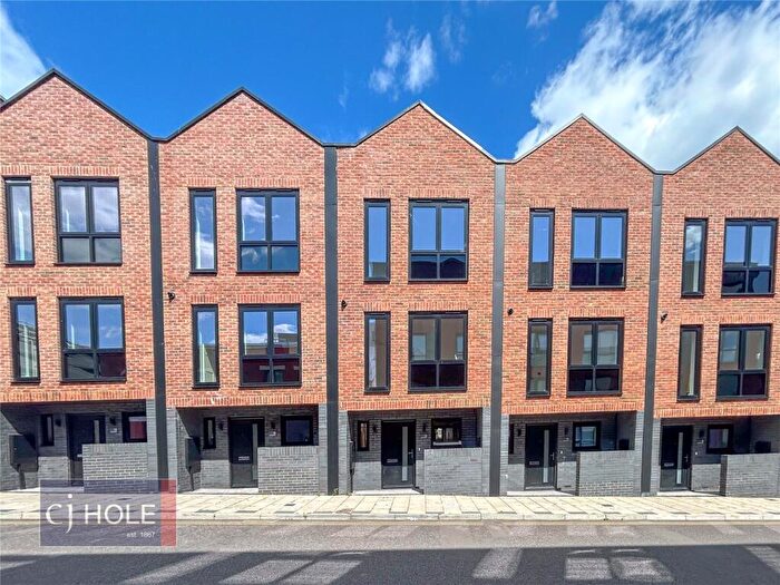 3 Bedroom Terraced House To Rent In New Hawkins Street, Old Market, Bristol, BS2