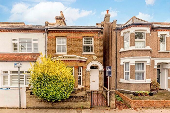 2 Bedroom End Of Terrace House For Sale In Quicks Road, Wimbledon, SW19