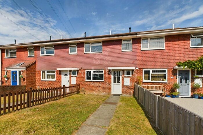 3 Bedroom Terraced House To Rent In Turnbull Close, Greenhithe, Kent, DA9