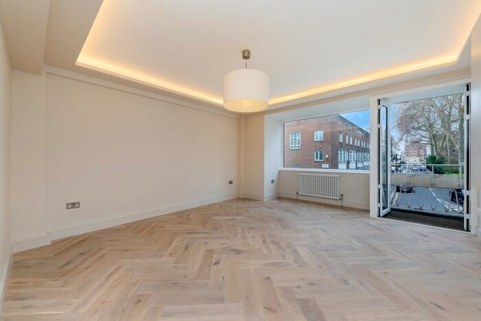 2 Bedroom Flat To Rent In Hyde Park Square, London, W2