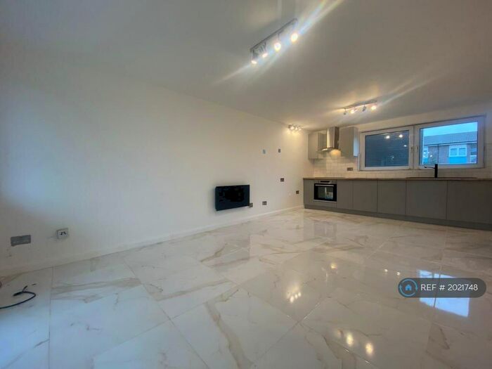 1 Bedroom Flat To Rent In Edgecombe, Cambridge, CB4