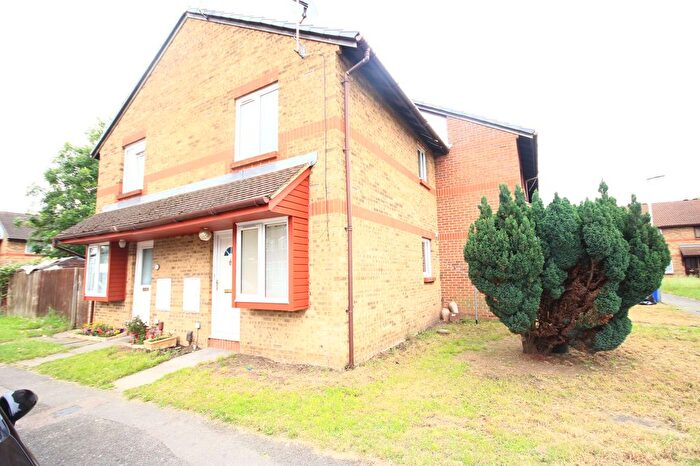 1 Bedroom Property To Rent In Avondale Drive, Hayes, UB3