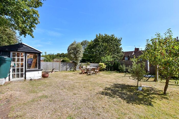 2 Bedroom End Of Terrace House For Sale In Forstal Cottages, Lenham Heath, Maidstone, Kent, ME17