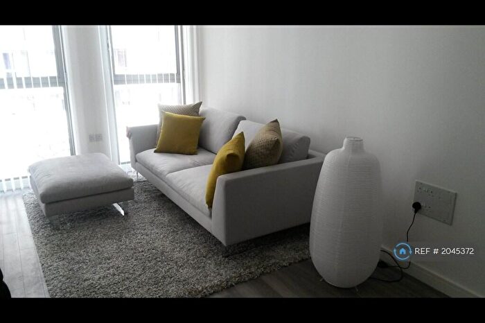 1 Bedroom Flat To Rent In Roma Corte, London, SE13