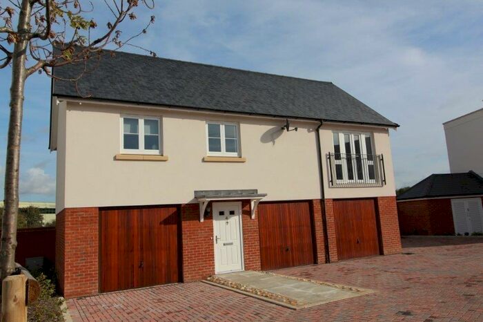 2 Bedroom Flat To Rent In Carey Lane, Waterlooville, PO7