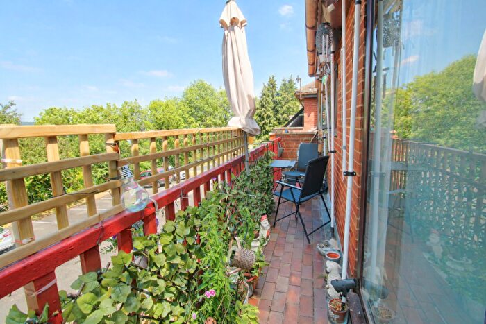 2 Bedroom Maisonette For Sale In St. Andrews Green, Kidderminster, DY10