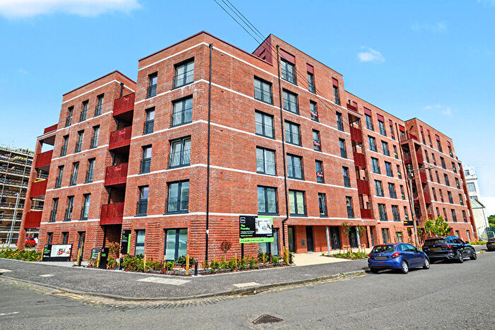 1 Bedroom Flat To Rent In Earlspark Avenue, Newlands, Glasgow, G43